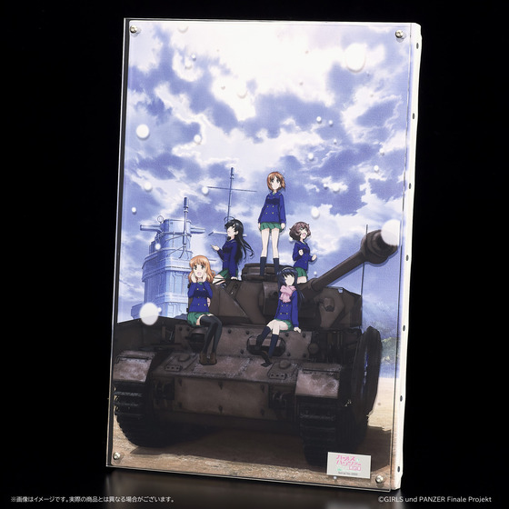 ガールズ＆パンツァー -月刊戦車道 編集部 PRESENTS- レイヤードグラフ展 P6サイズ レイヤードグラフ(R)【ガールズ＆パンツァー 最終章 ティザービジュアル】